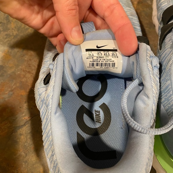 Mens Nikes Size 11.5 - Picture 3 of 6